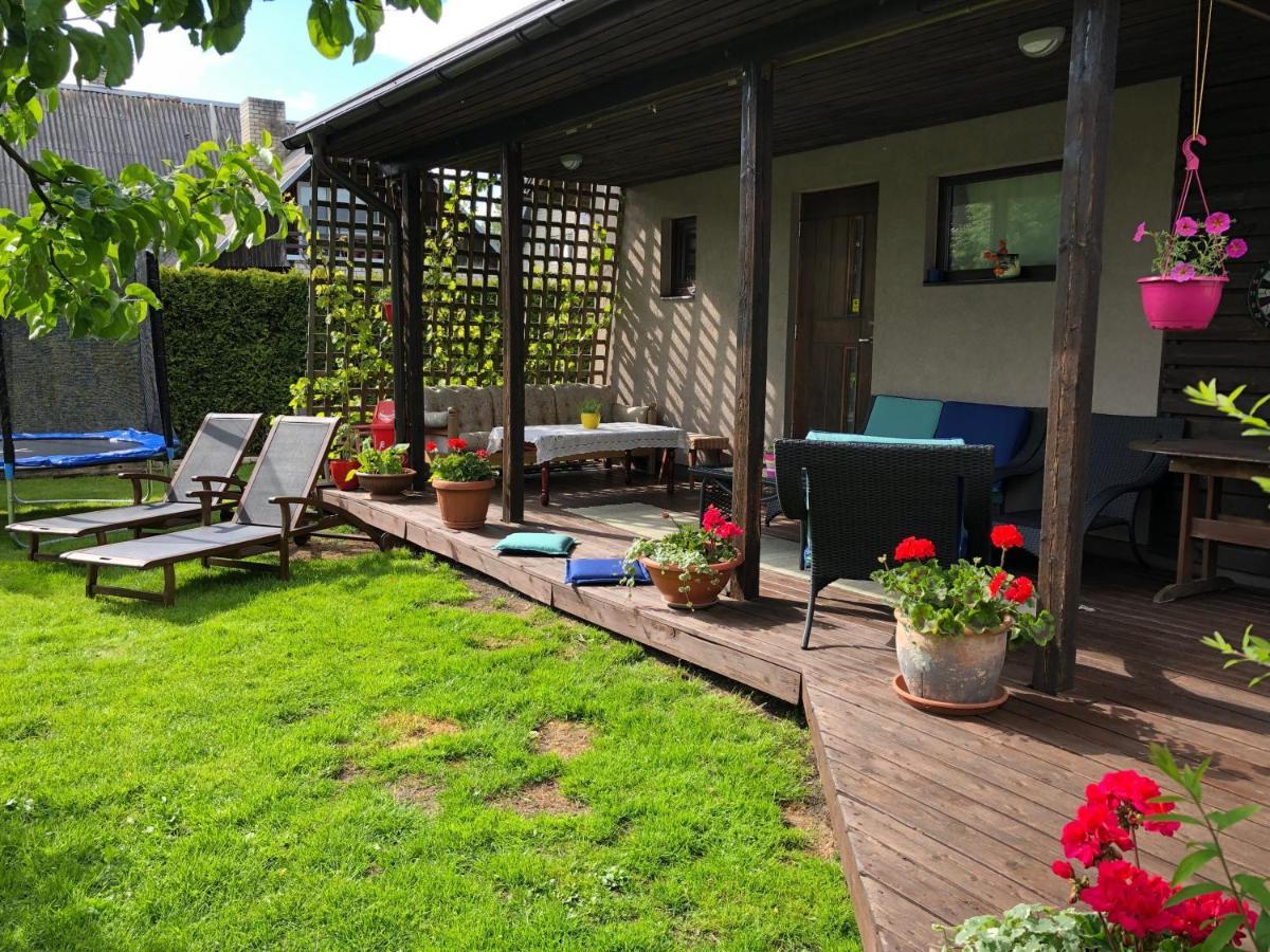 Mooni Cottage Pärnu Exterior foto