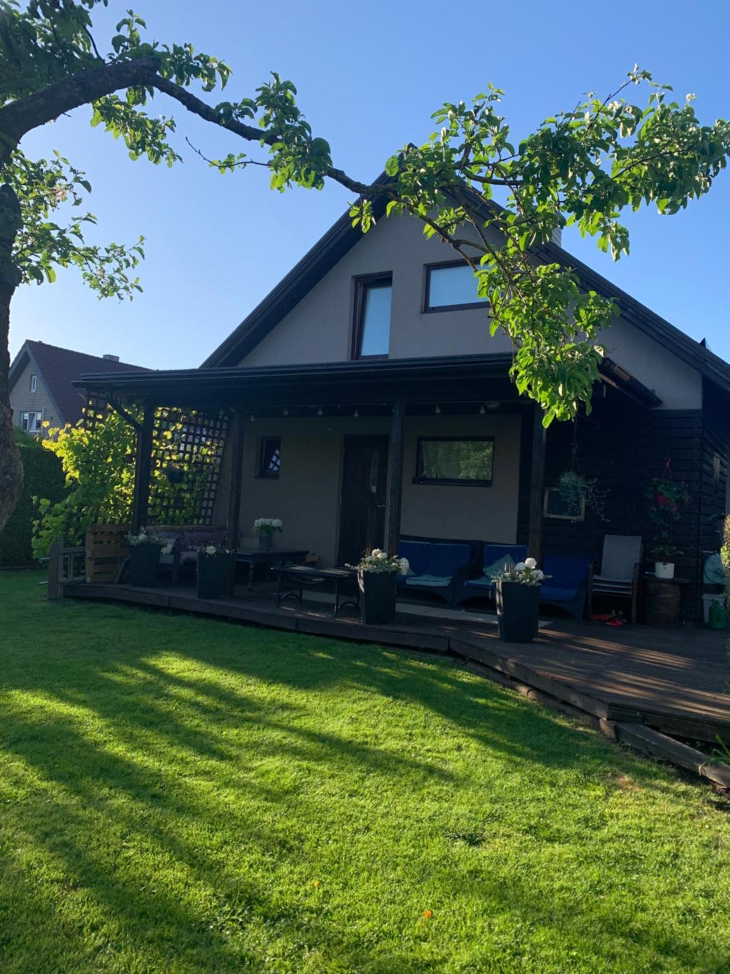 Mooni Cottage Pärnu Exterior foto